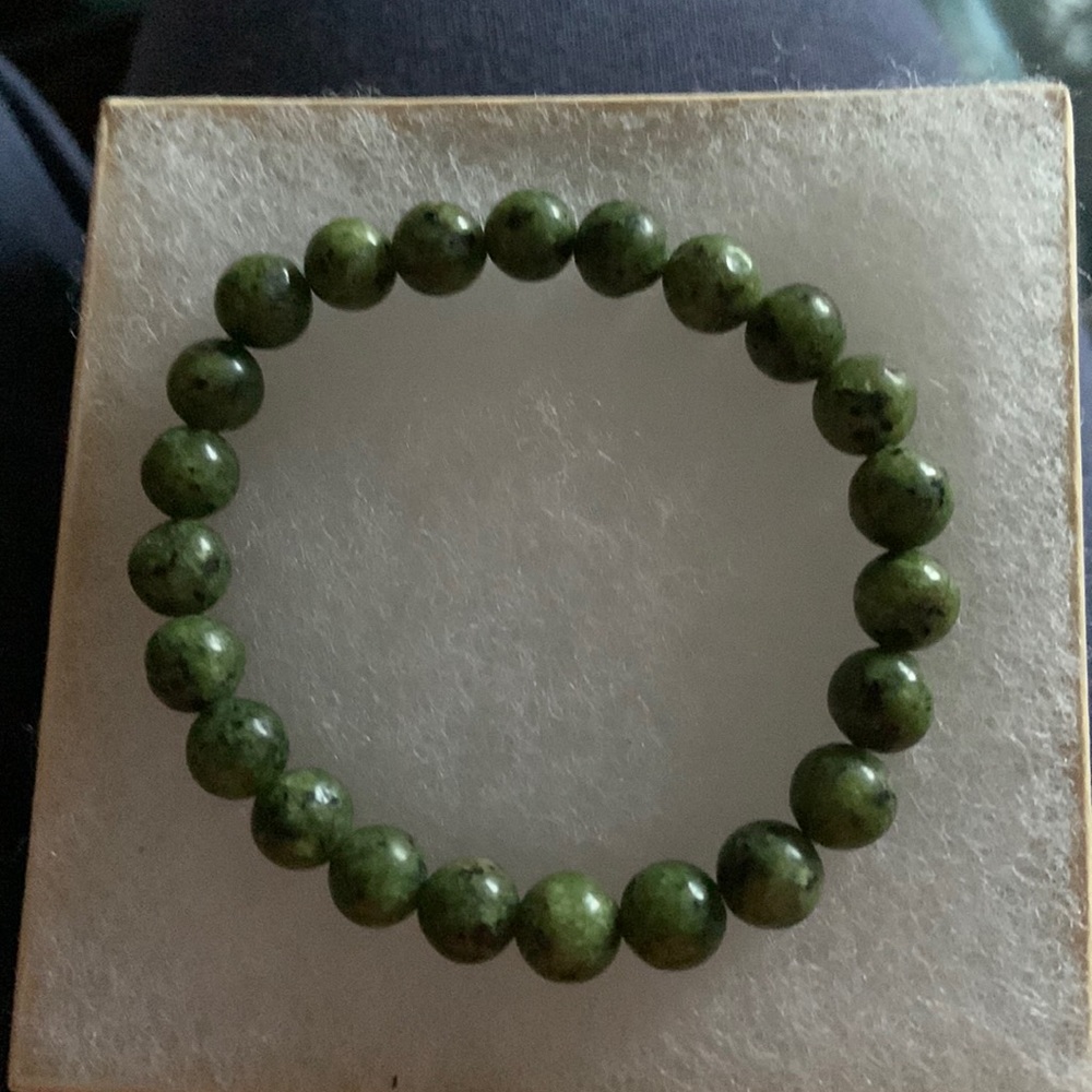 MENS Jade beaded bracelet